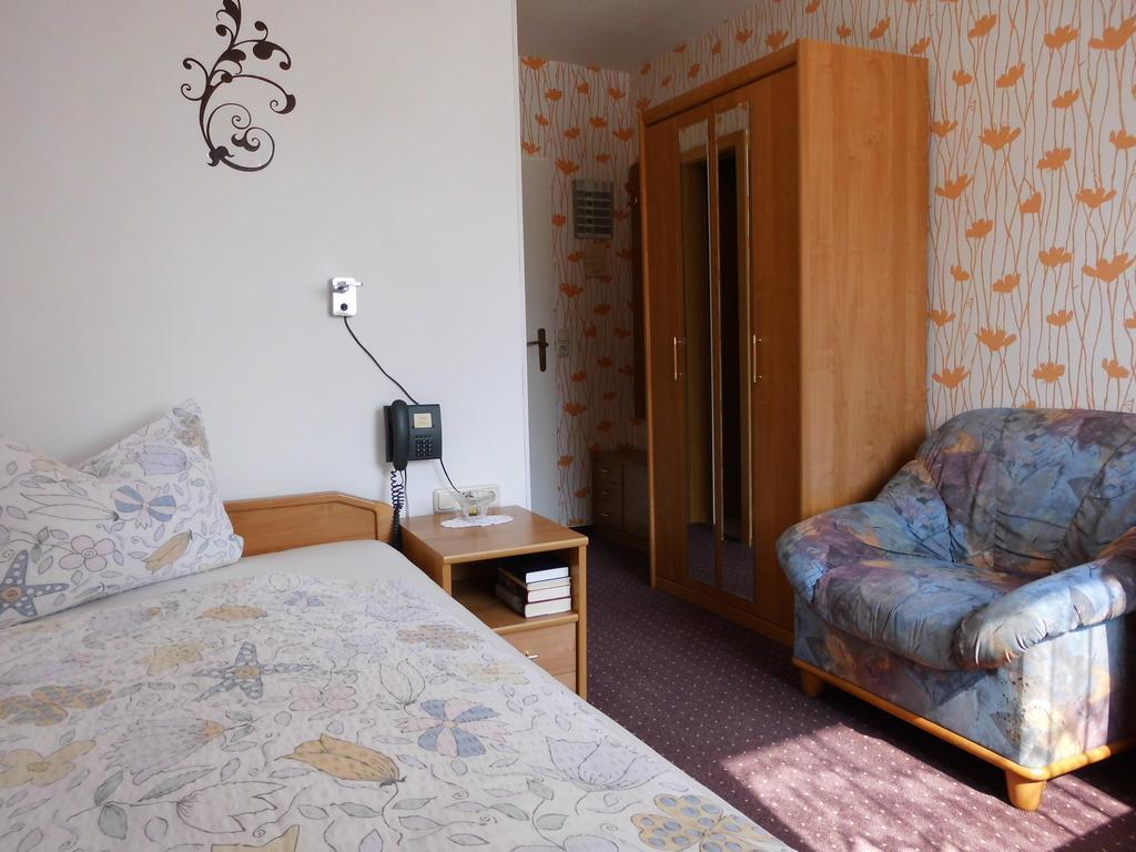 Hotel Garni am Heuberg Eschwege Exteriör bild